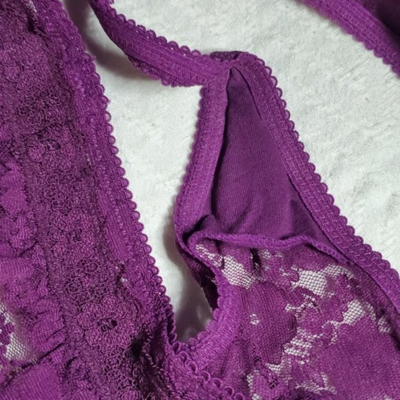 Aerie Lace Flutter Skirt Trim Sexy Lengerie Thongs- low rise- Size XS - Picture 4 of 7